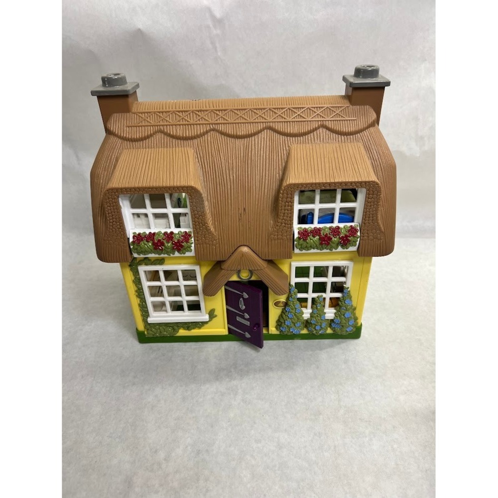 Step2 Vintage Cottage Dollhouse Yellow Purple Door Built-in Furniture Toy House